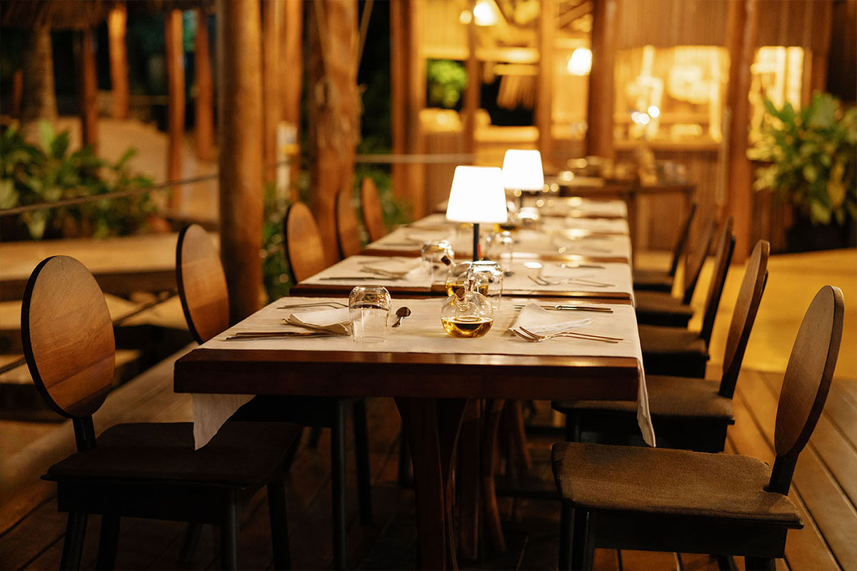 Restaurant & Bar 3